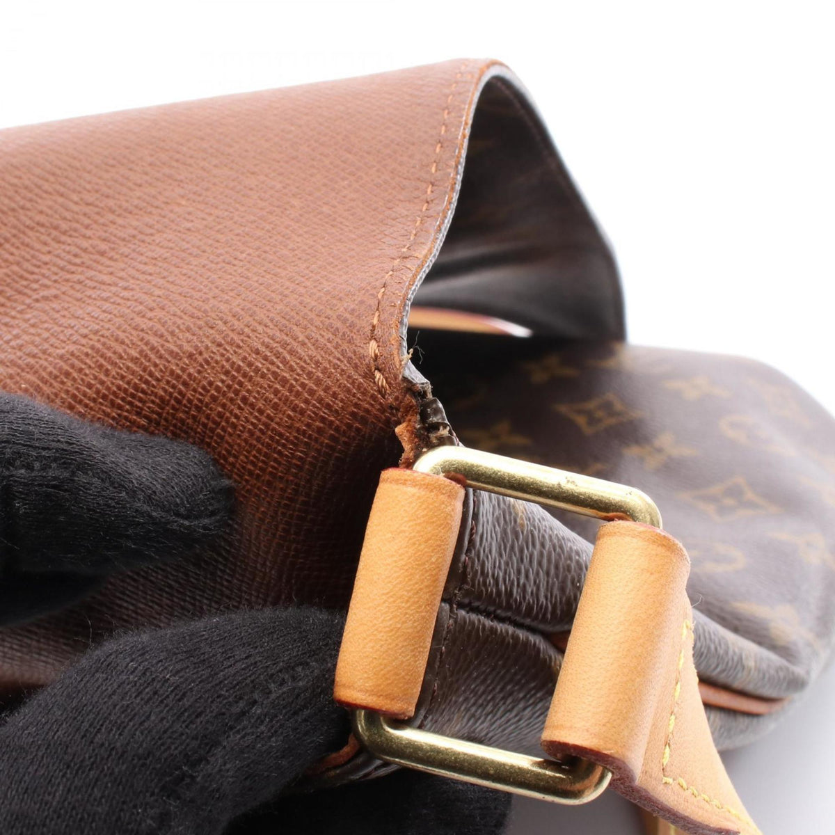 Louis Vuitton Brown Monogram Leather Shoulder Bag (Pre-Owned)