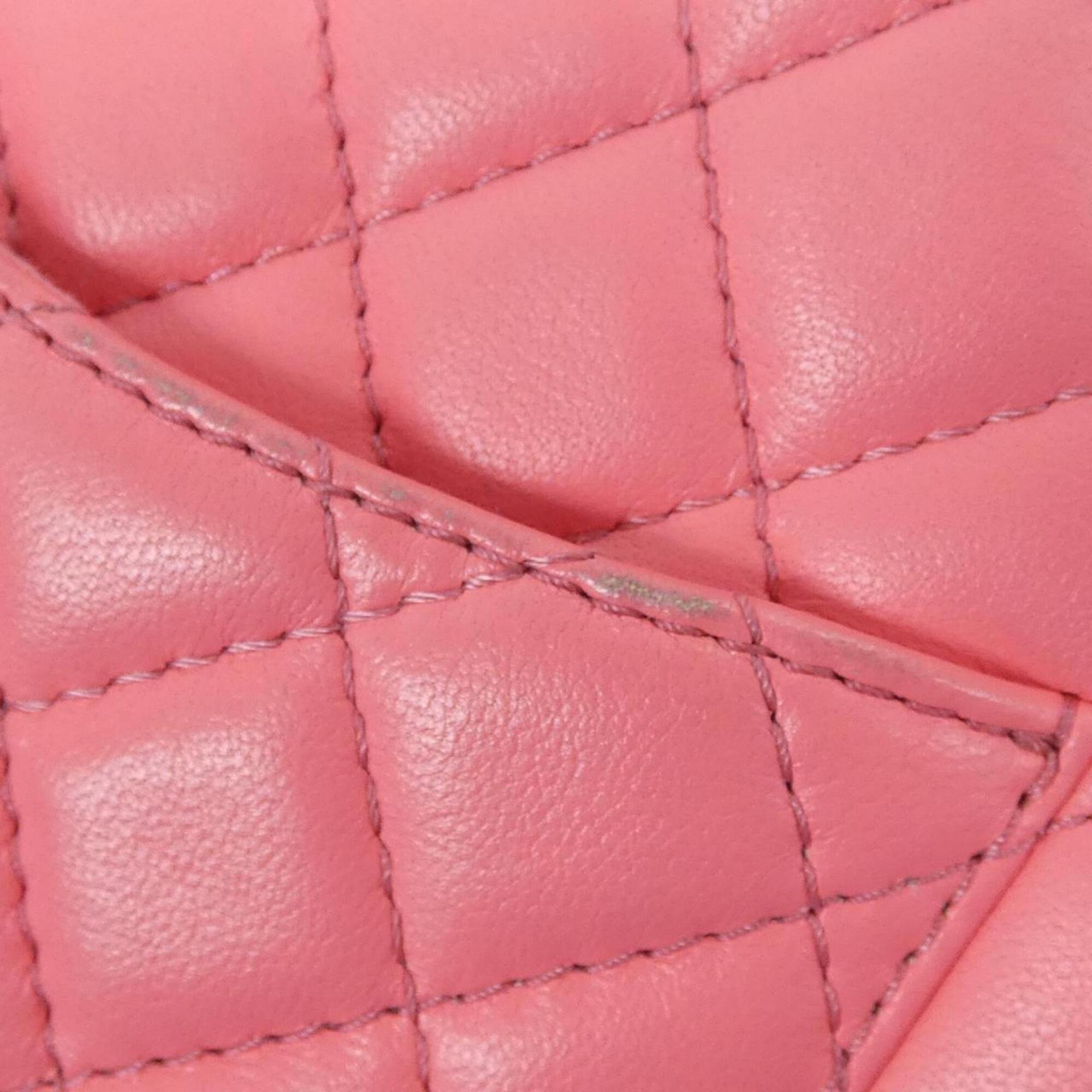 Chanel Pink Leather Shoulder Bag (Pre-Owned)