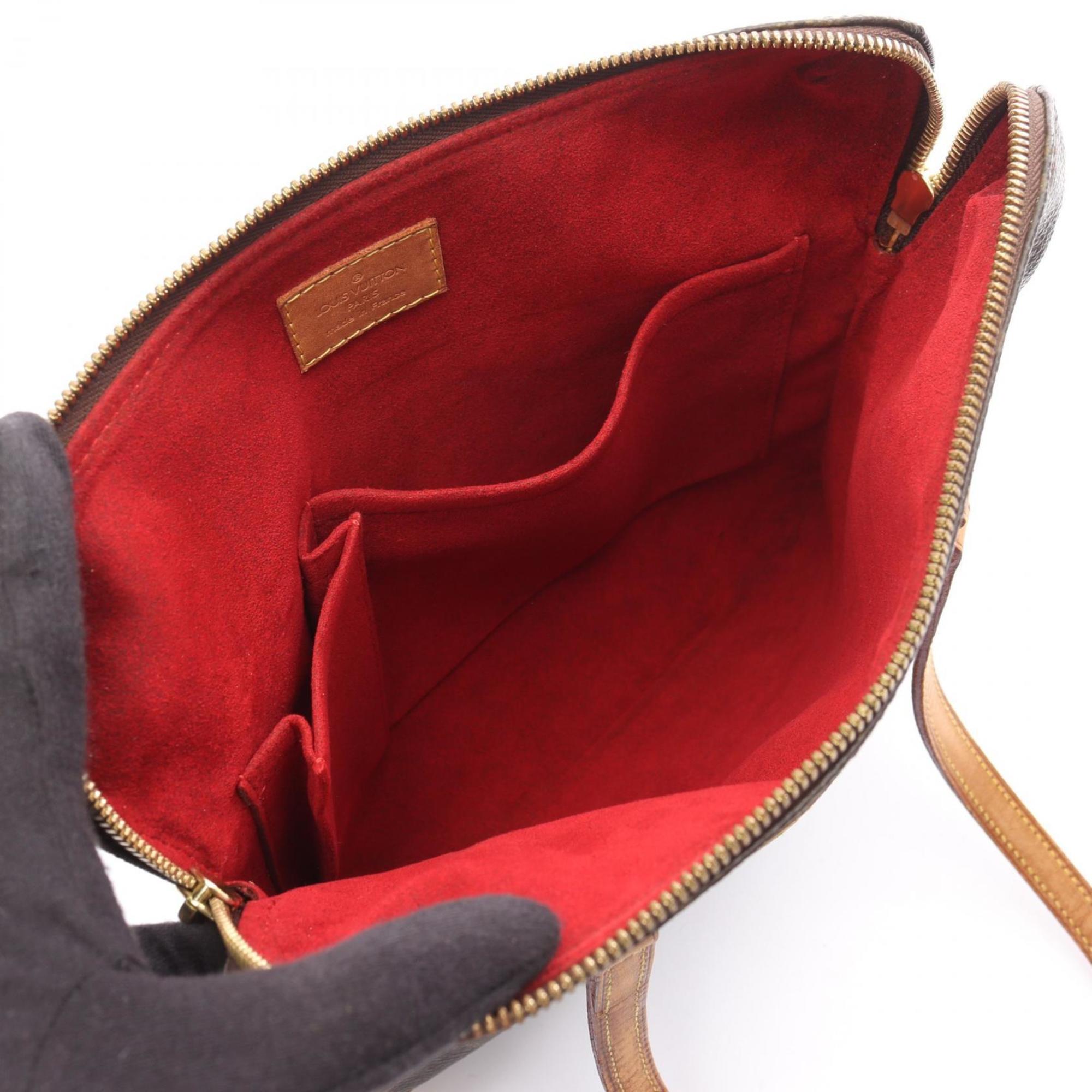 Louis Vuitton Brown Monogram Monogram Shoulder Bag (Pre-Owned)