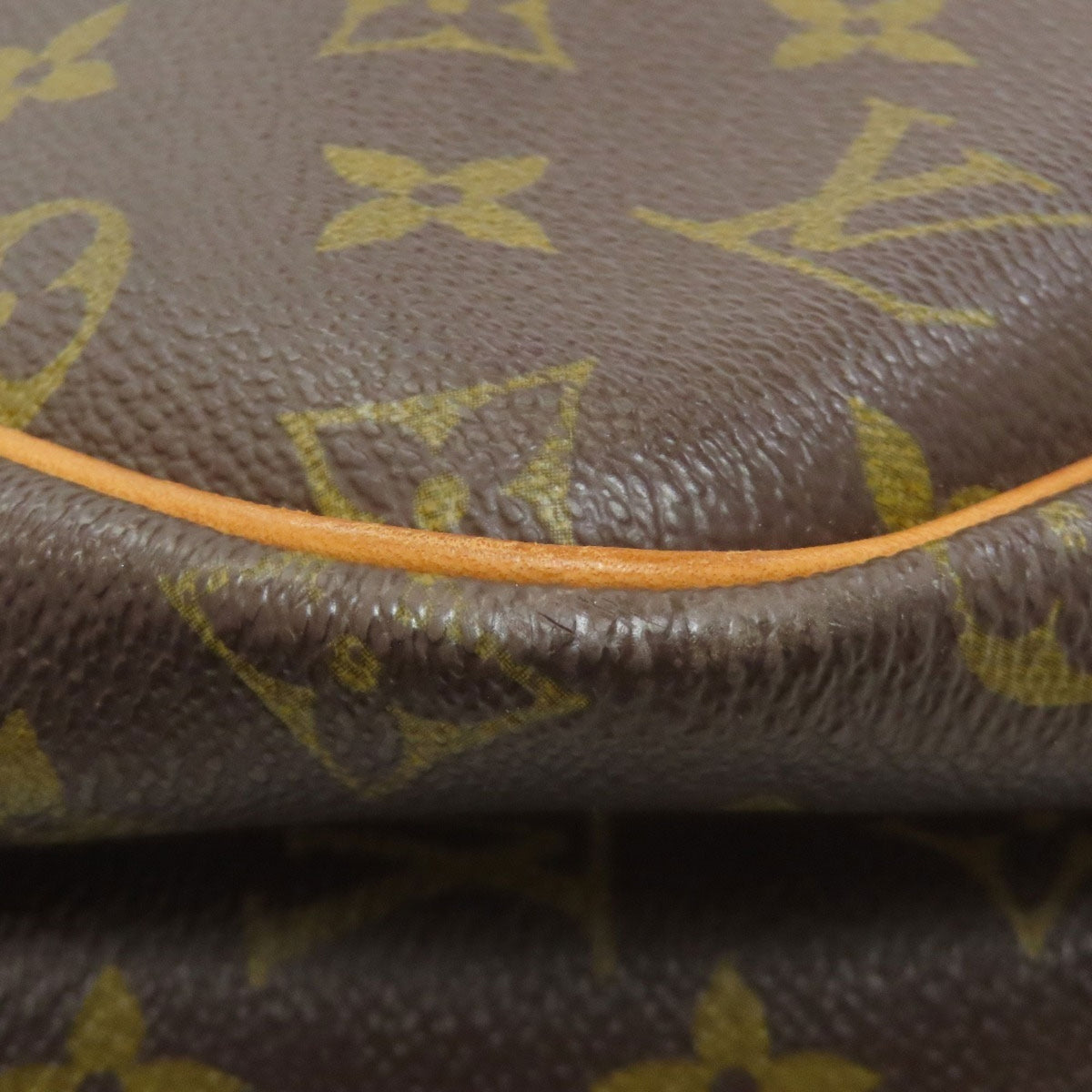 Louis Vuitton Brown Monogram Monogram Canvas Shoulder Bag (Pre-Owned)
