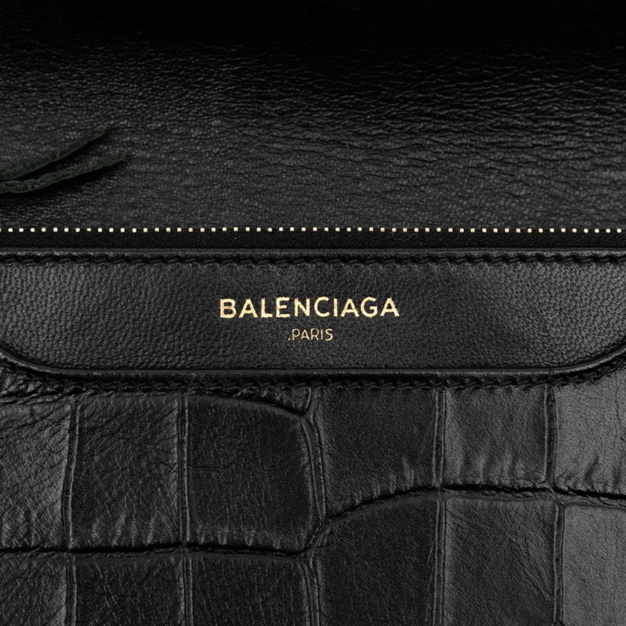 Balenciaga Black Leather Shoulder Bag (Pre-Owned)