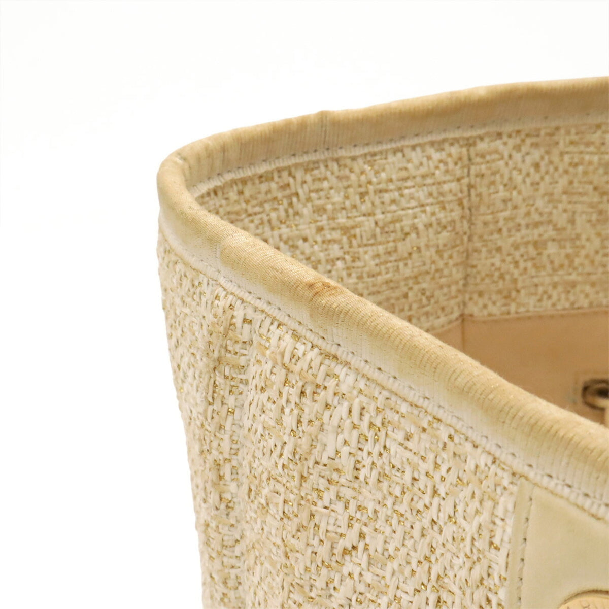 Chanel White Raffia Shoulder Bag Tote Bag (Pre-Owned)