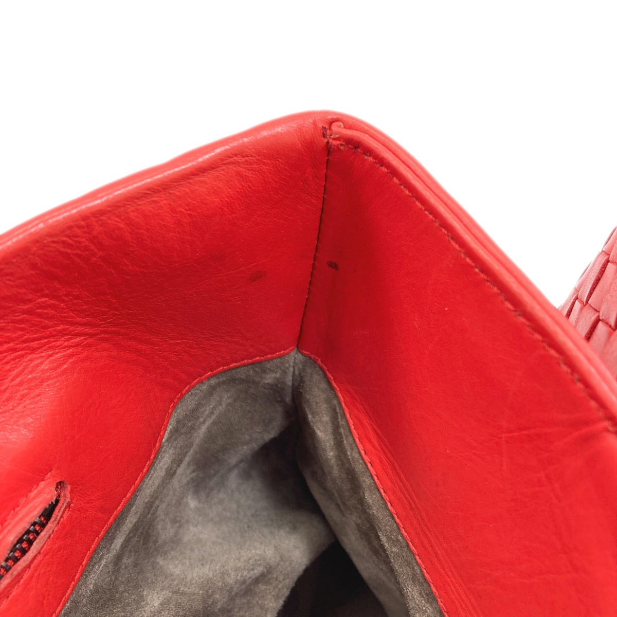 Bottega Veneta Intrecciato Red Color Leather Tote Bag (Pre-Owned)