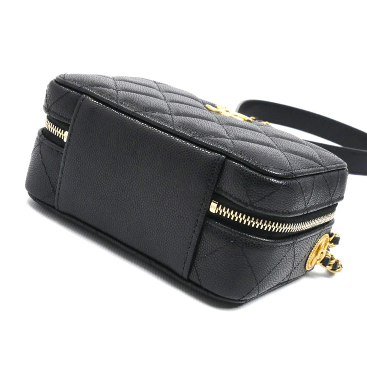 Chanel Black Leather Shoulder Bag (Pre-Owned)