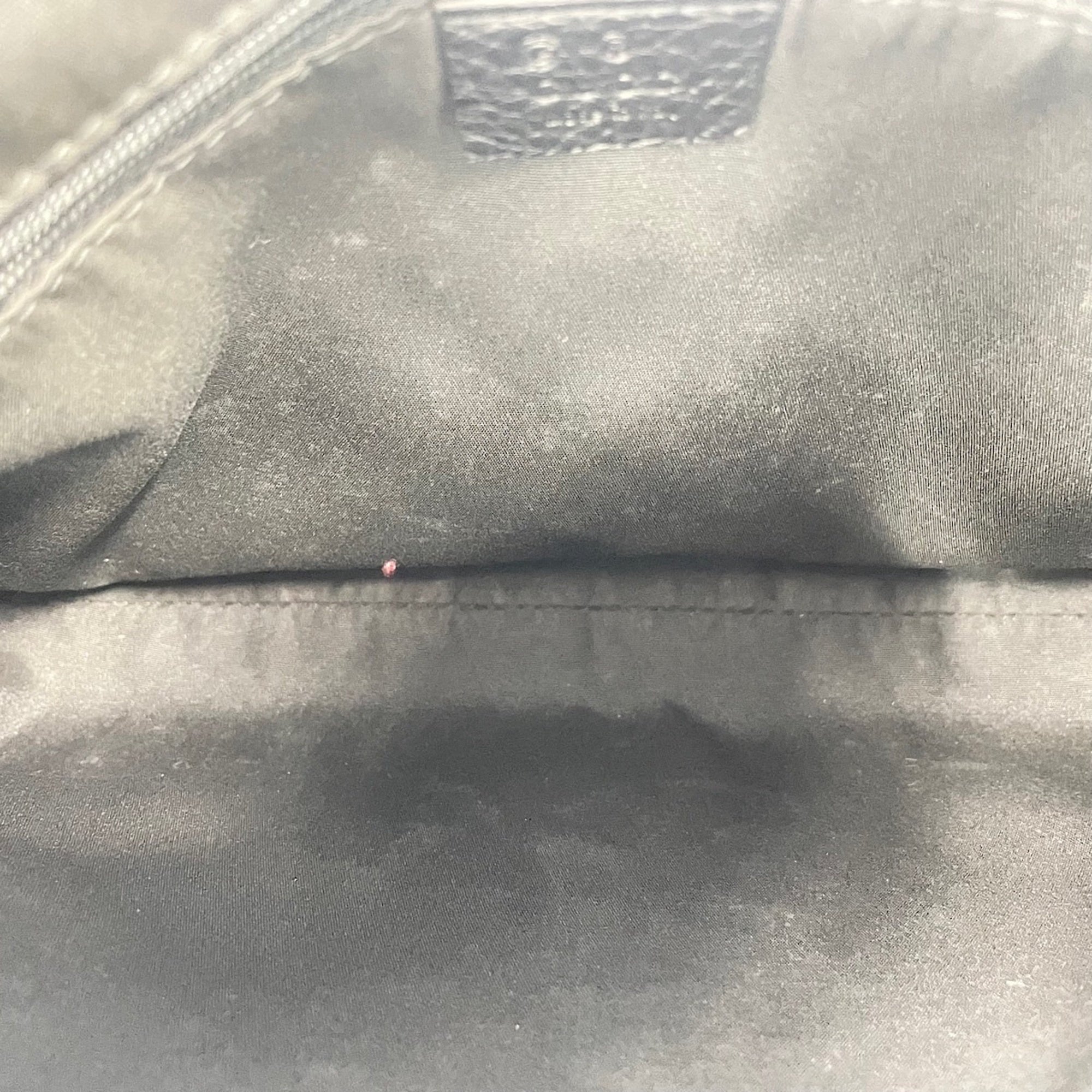 Gucci Red Color Shoulder Bag (Pre-Owned)