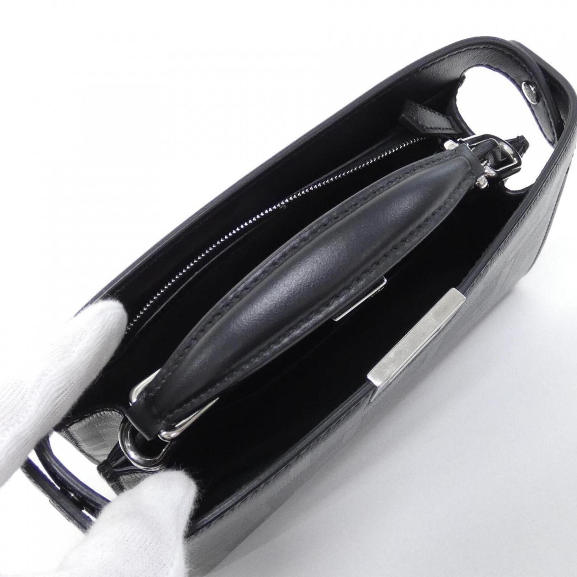 Fendi Black Leather Handbag (Pre-Owned)