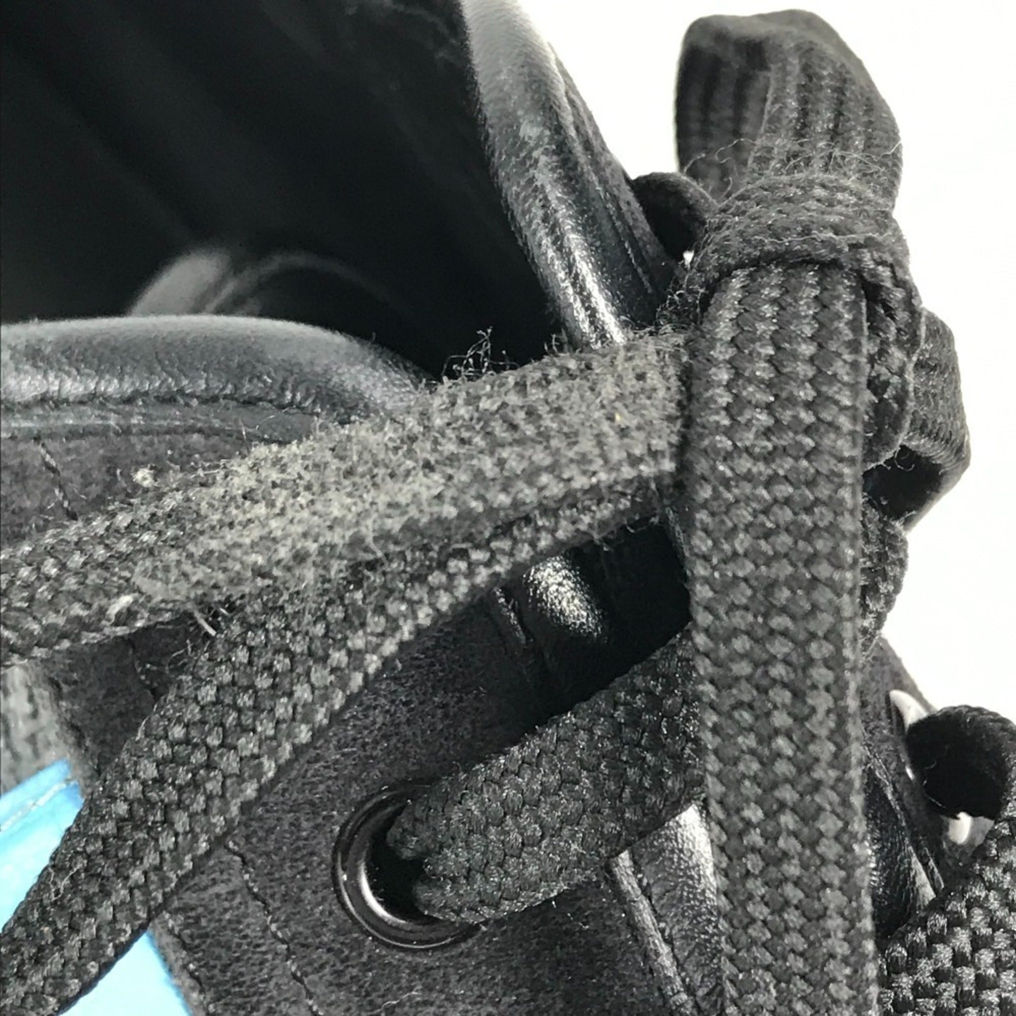 Louis Vuitton Black Blue Sneakers (Pre-Owned)