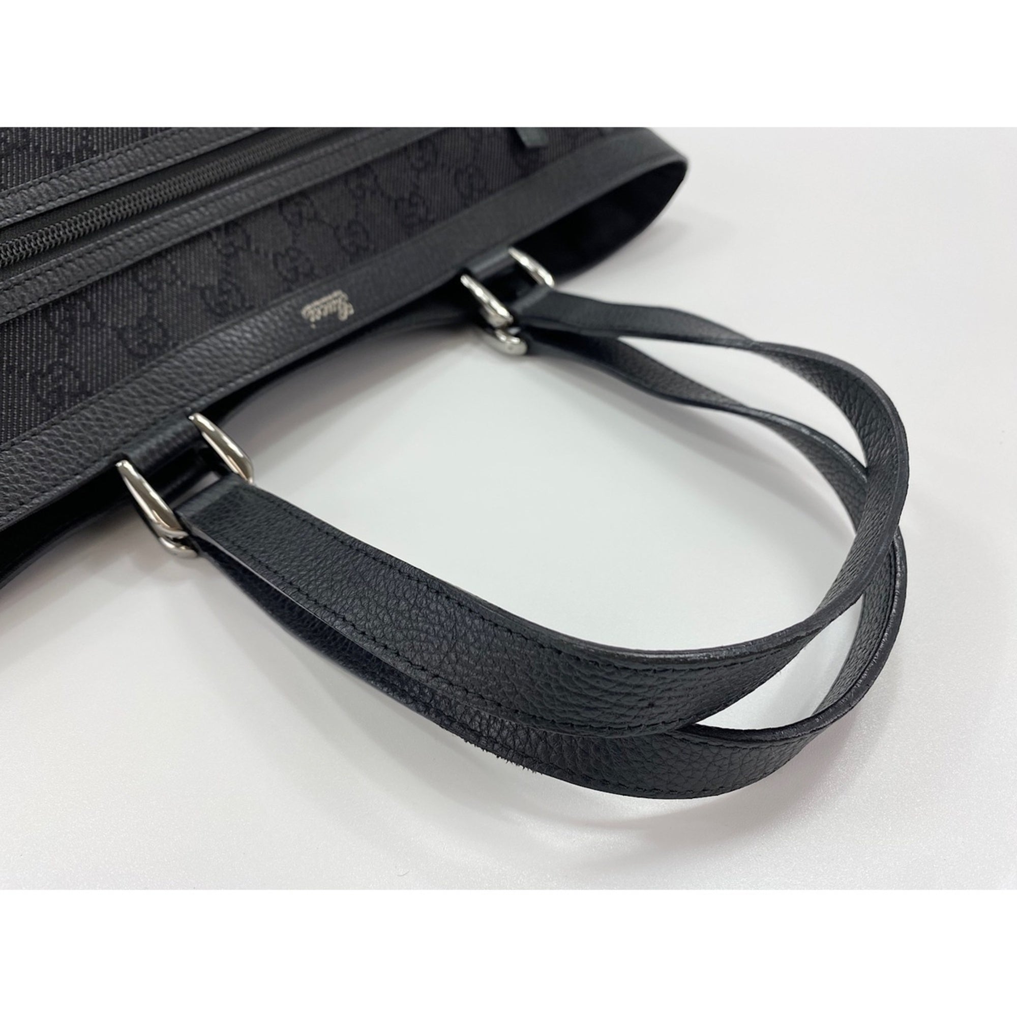 Gucci Abbey Black Tote Bag (Pre-Owned)
