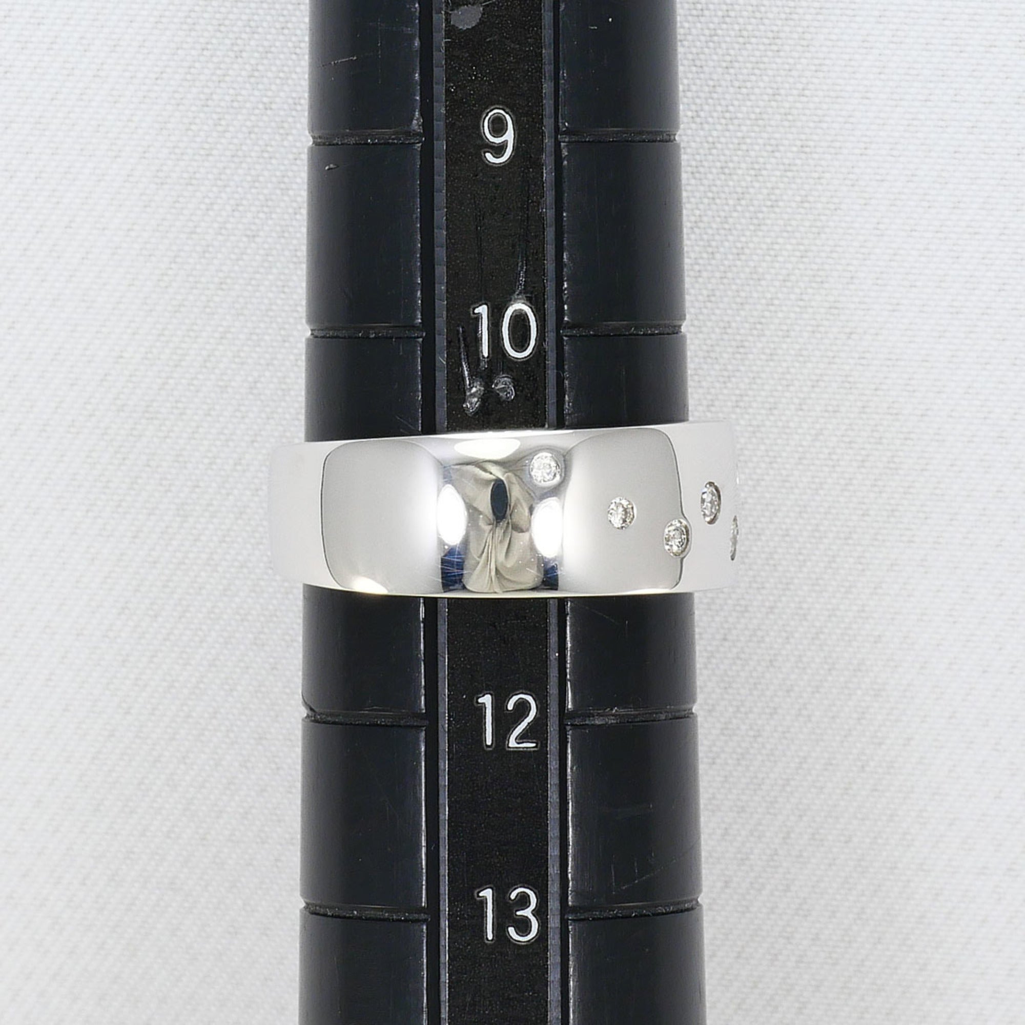 Unbranded White Gold White Gold (18K) Band Ring (Pre-Owned)