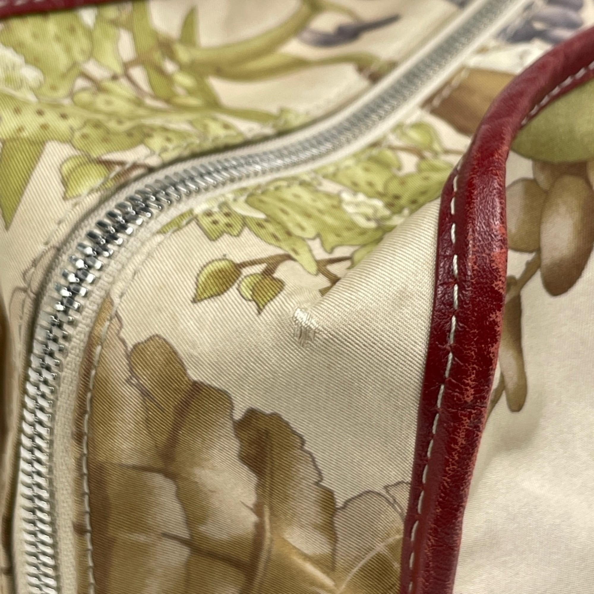 Loewe Multi-Color Fabric Leather Handbag (Pre-Owned)