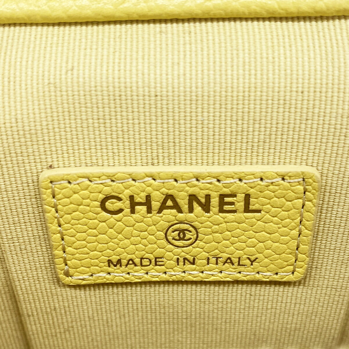 Chanel Yellow Grained Calfskin Shoulder Bag (Pre-Owned)