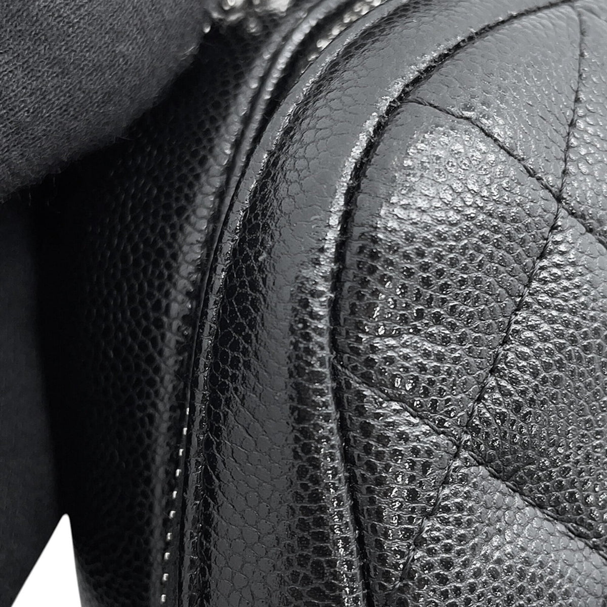Chanel Matelasse Black Grained Calfskin Backpack Handbag Shoulder Bag (Pre-Owned)