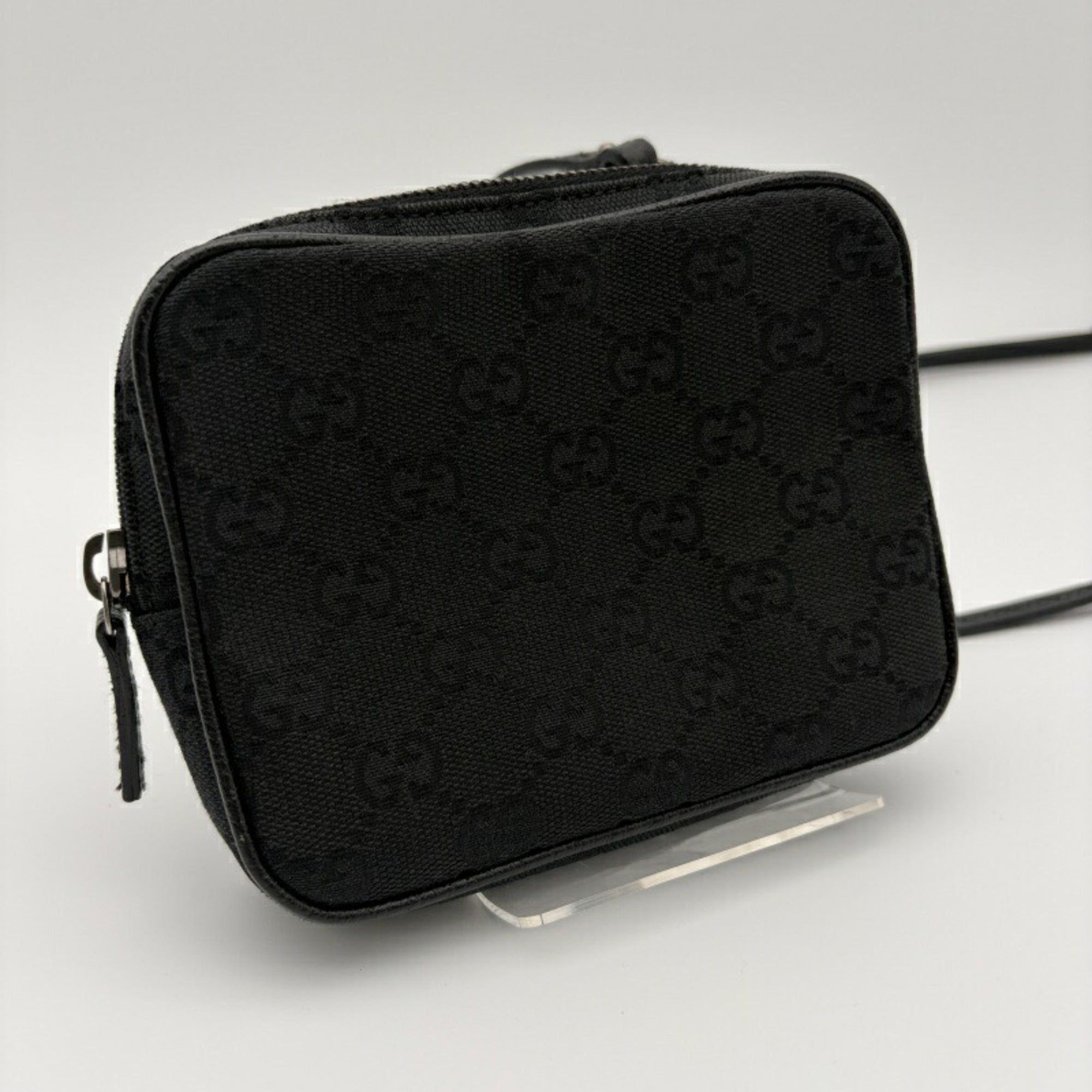 Gucci Gg Canvas Black Gg Canvas Leather Shoulder Bag (Pre-Owned)
