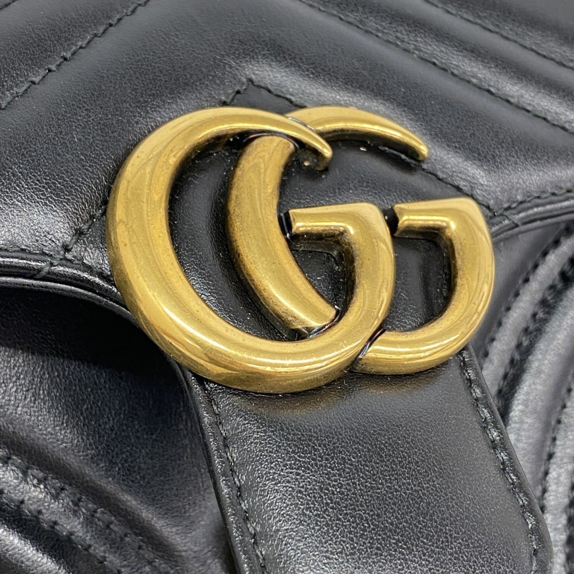 Gucci Black Leather Shoulder Bag (Pre-Owned)