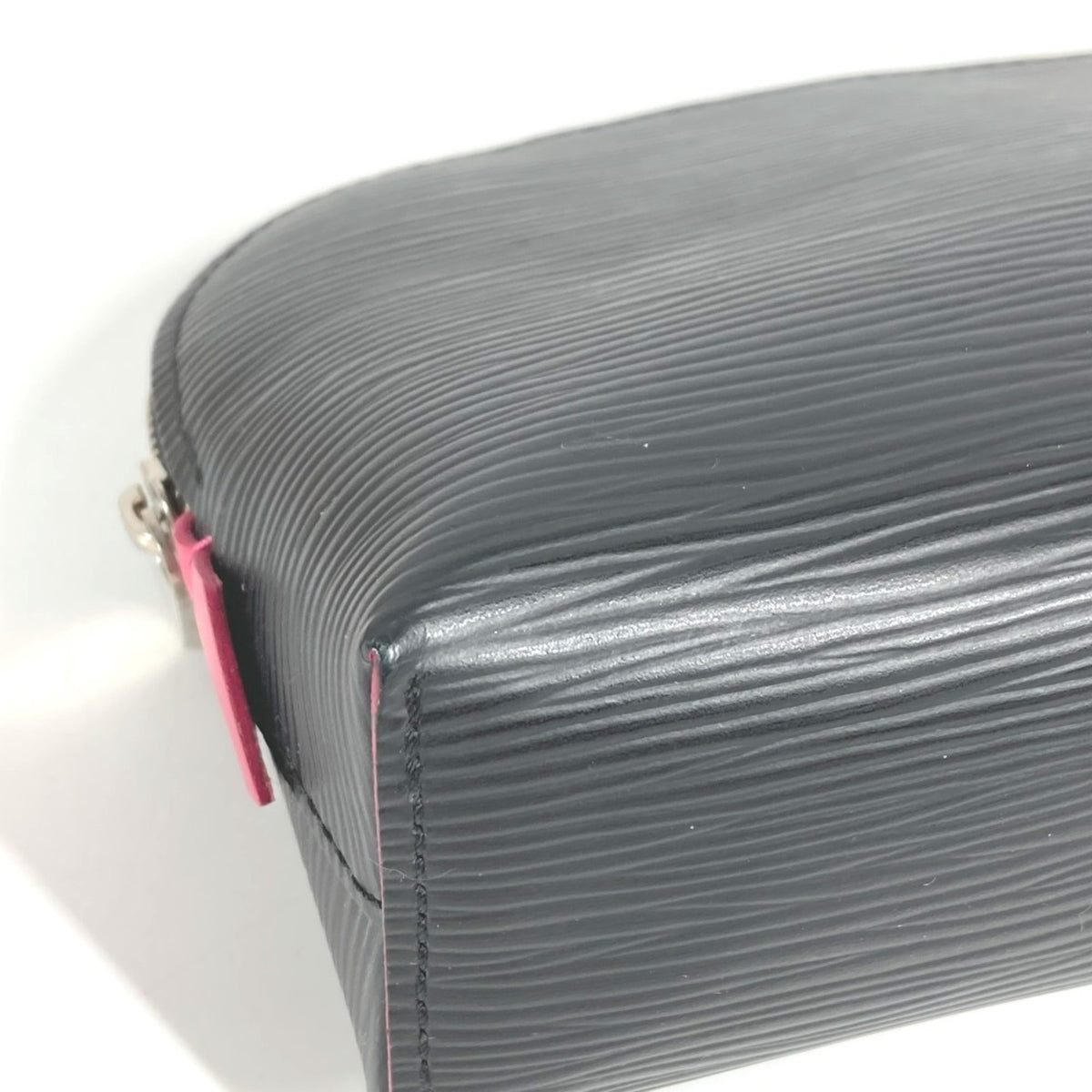 Louis Vuitton Black Noir Pink Epi Leather Pochette Pouch (Pre-Owned)