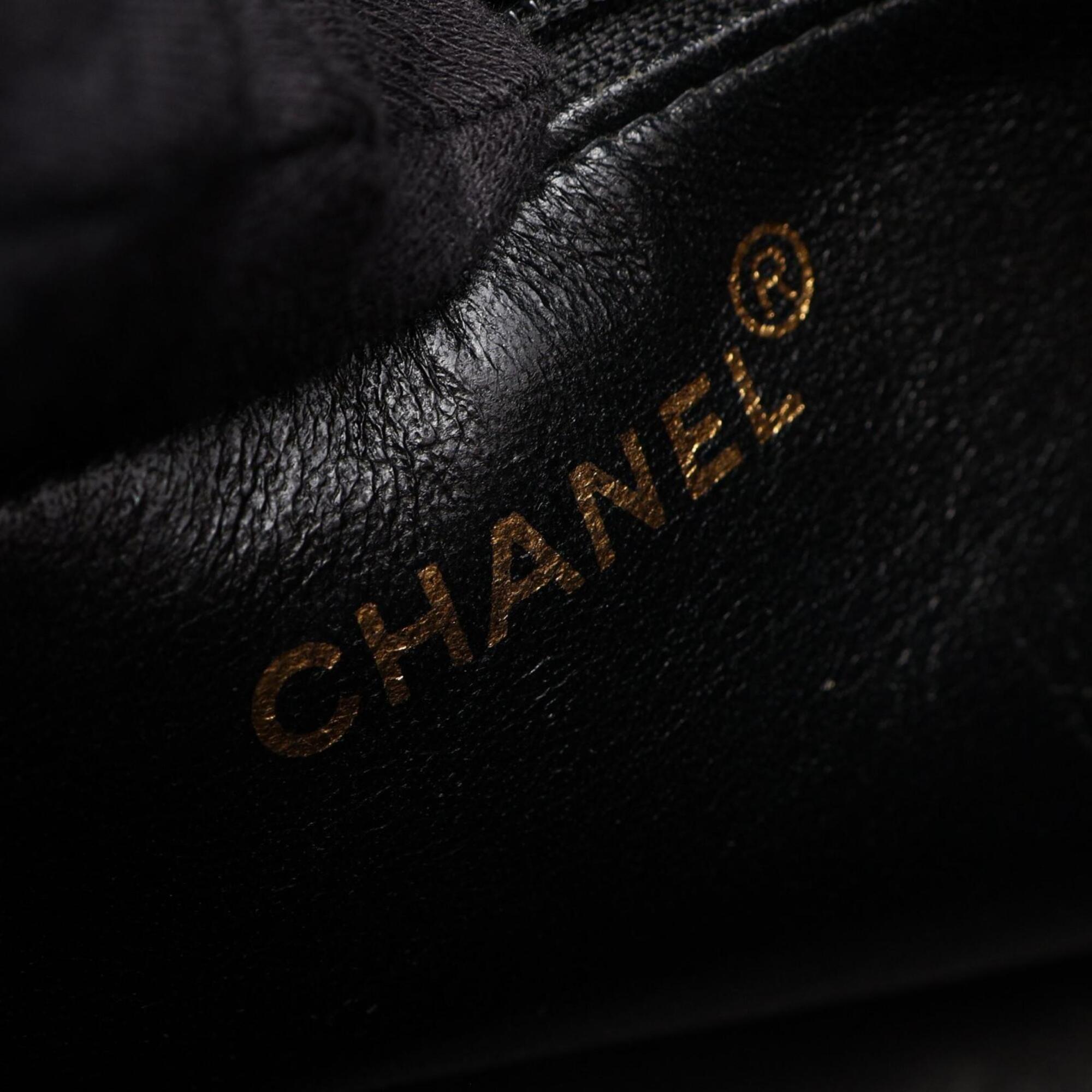 Chanel Black Fabric Handbag Tote Bag (Pre-Owned)