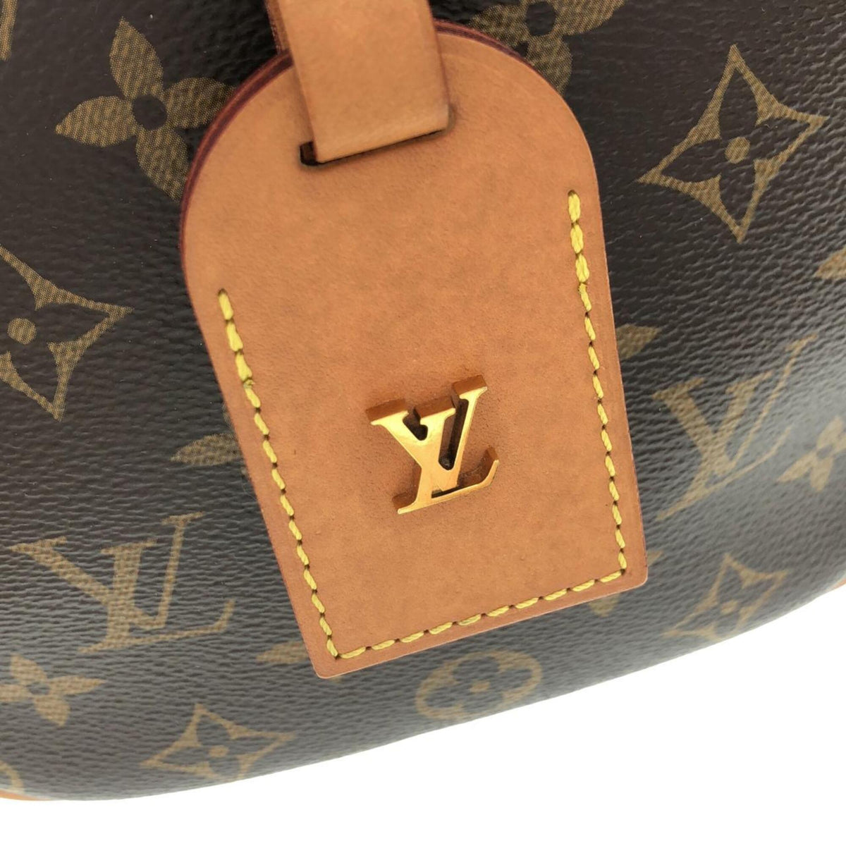 Louis Vuitton Brown Coated Canvas Shoulder Bag (Pre-Owned)