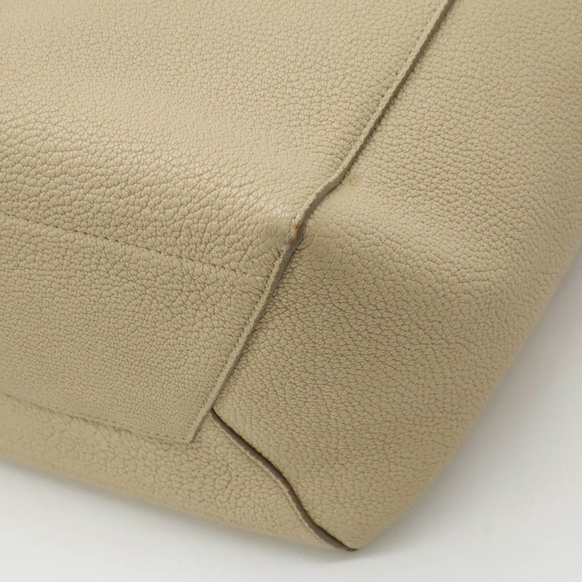Celine Beige Leather Shoulder Bag (Pre-Owned)