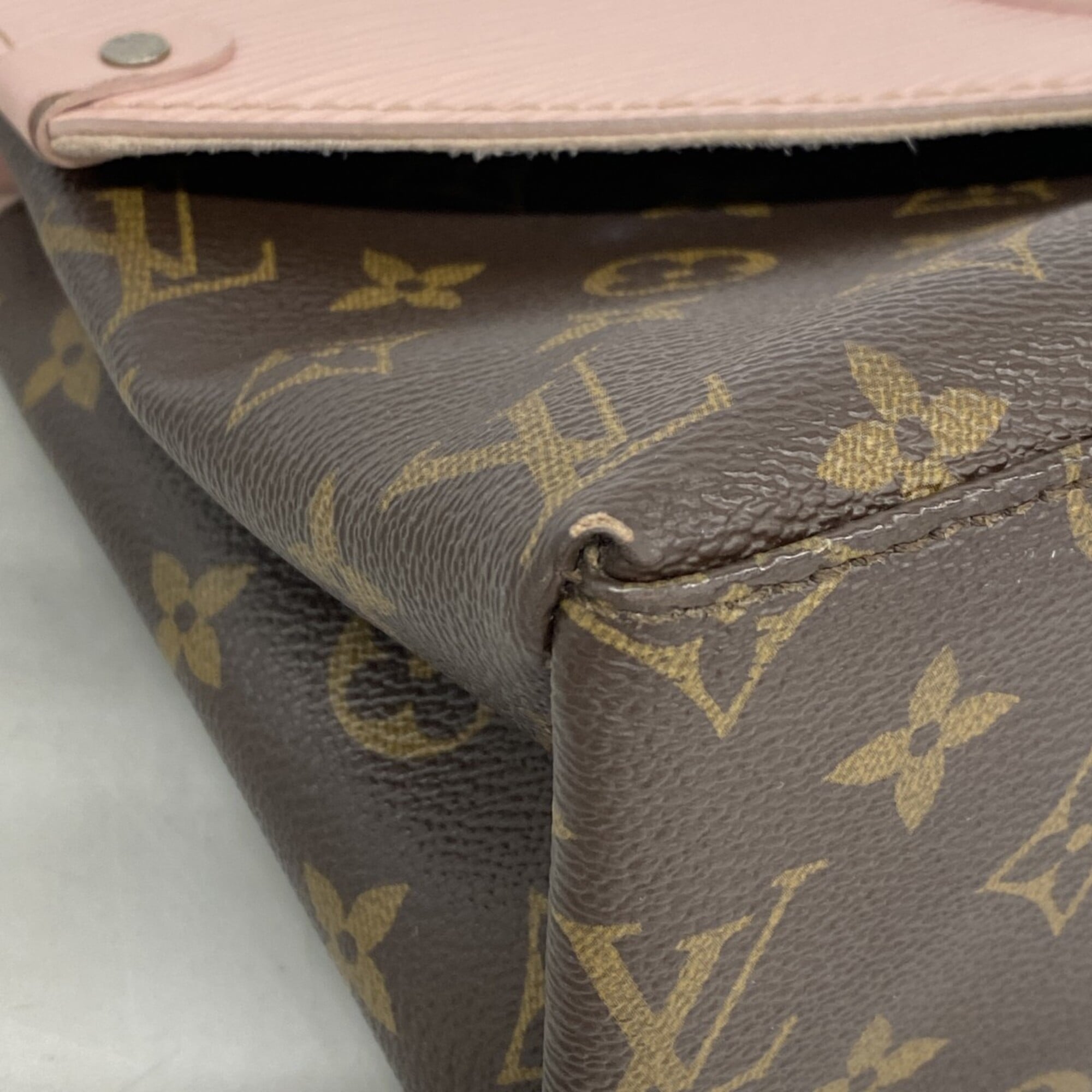 Louis Vuitton Brown Rose Ballerine Shoulder Bag (Pre-Owned)