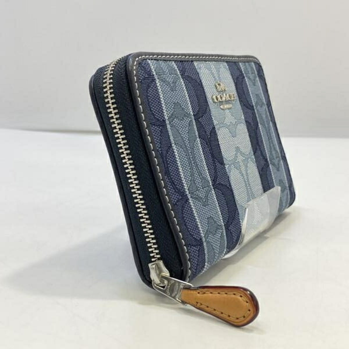 Coach Signature Blue Long Wallet (Bi-Fold) (Pre-Owned)