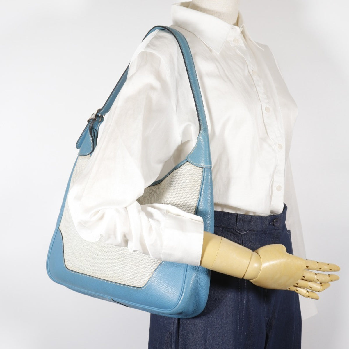 Hermes Trim Blue Natural Toile H Shoulder Bag (Pre-Owned)