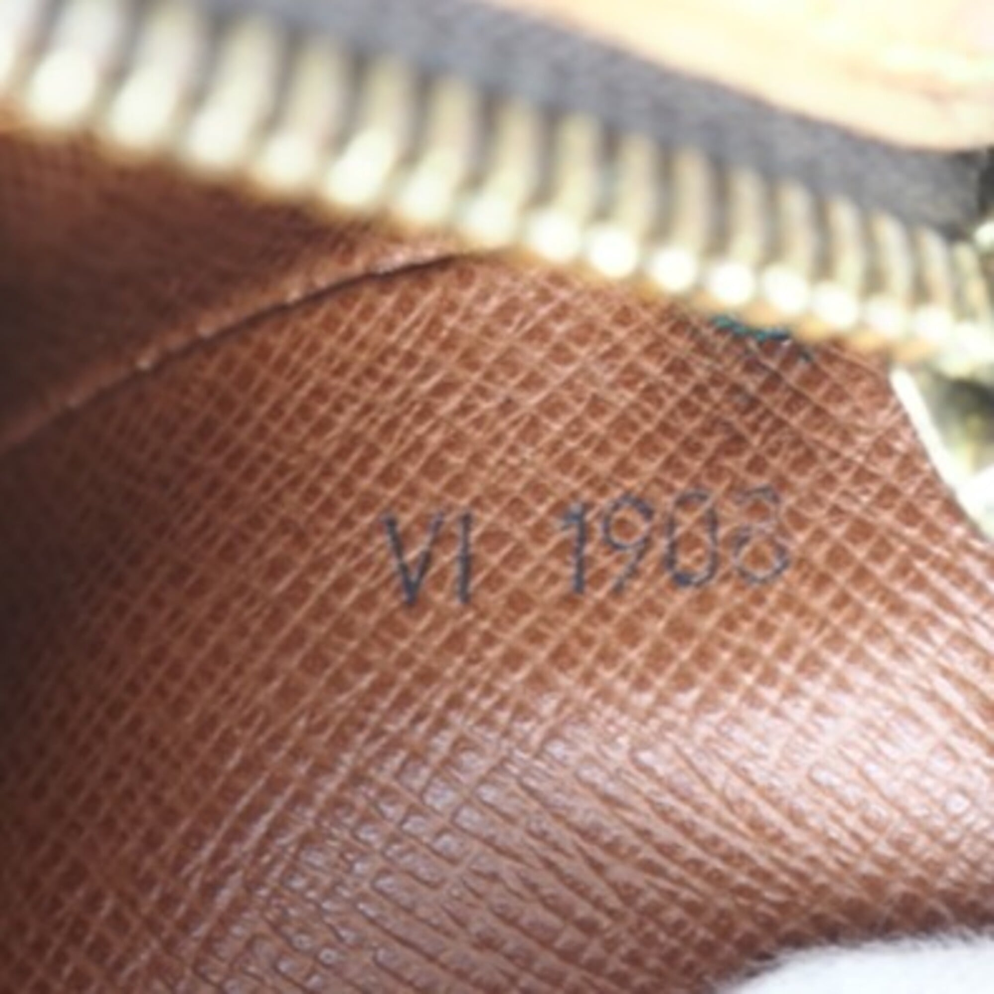 Louis Vuitton Monogram Beige Brown Coated Canvas Leather Shoulder Bag (Pre-Owned)