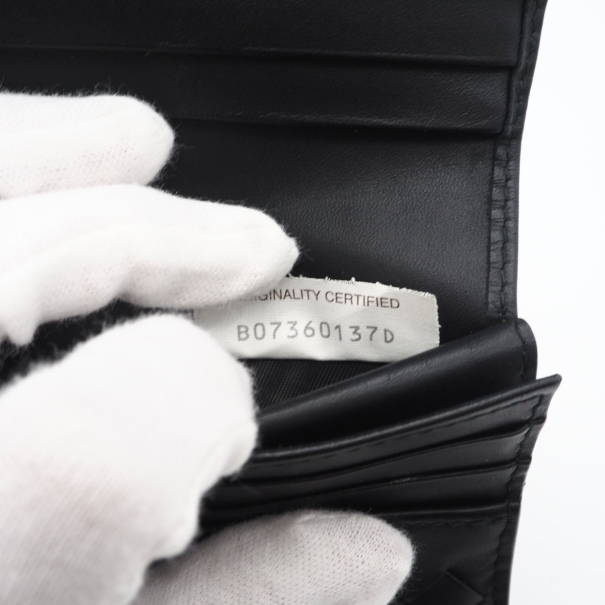 Bottega Veneta Intrecciato Black Leather Wallet (Bi-Fold) (Pre-Owned)