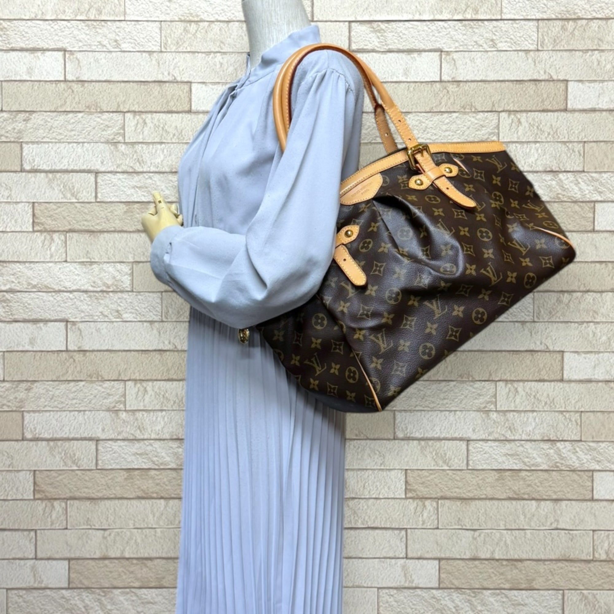 Louis Vuitton Monogram Brown Monogram Shoulder Bag (Pre-Owned)