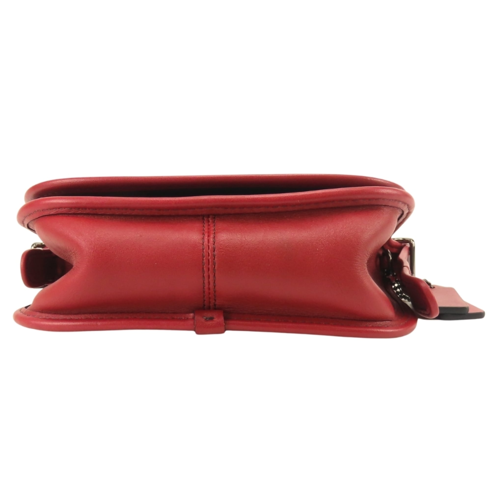 Coach Red Color Leather Pochette Shoulder Bag (Pre-Owned)