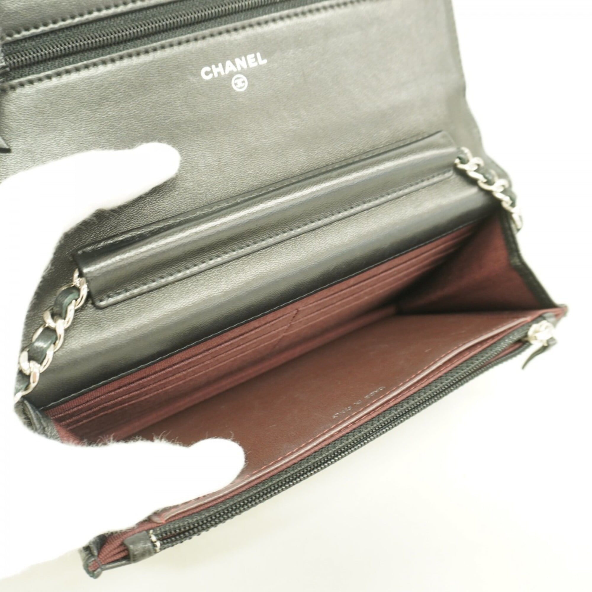 Chanel Black Leather Chain/Shoulder Wallet (Pre-Owned)