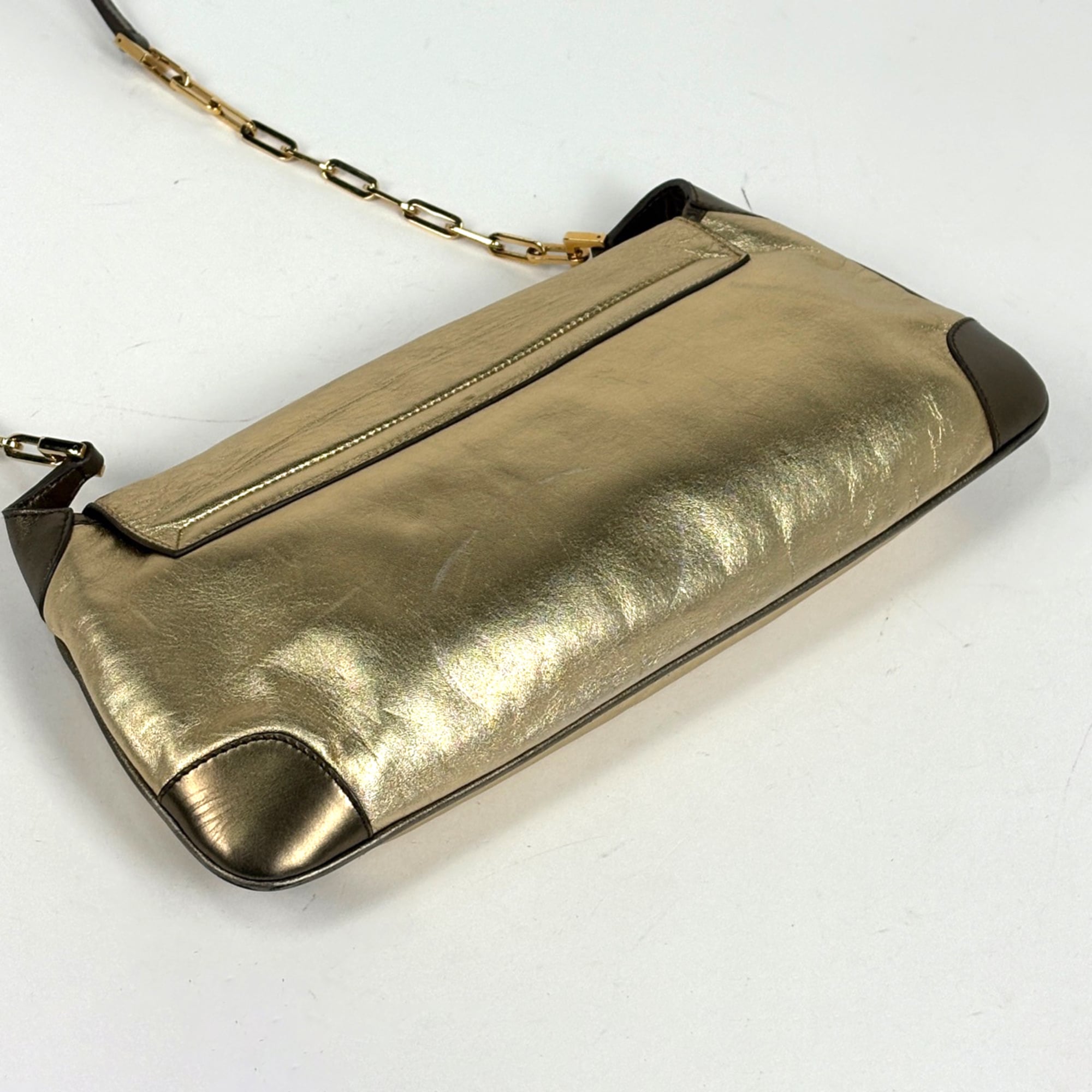 Gucci Gold Leather Shoulder Bag (Pre-Owned)