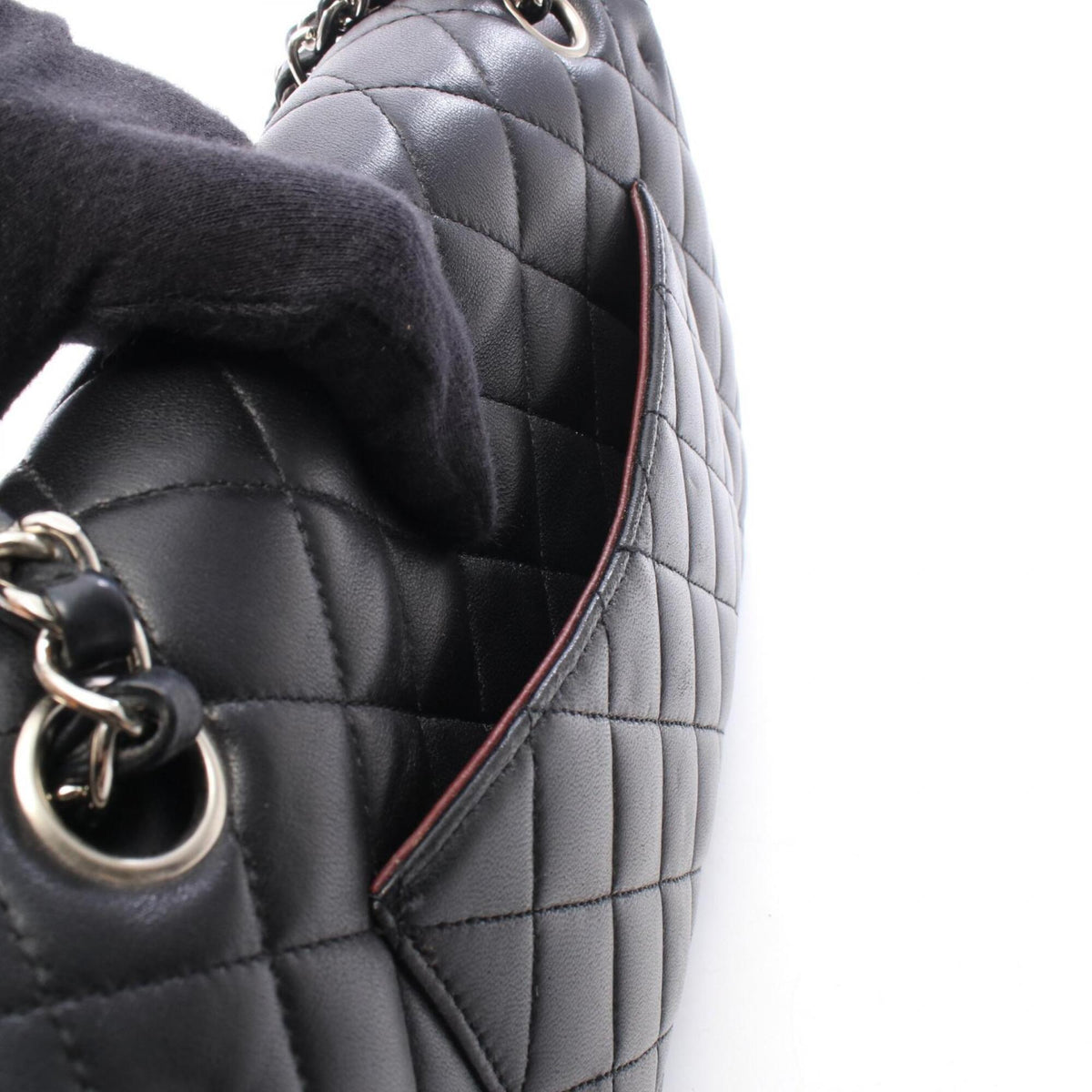 Chanel Black Leather Handbag Shoulder Bag (Pre-Owned)