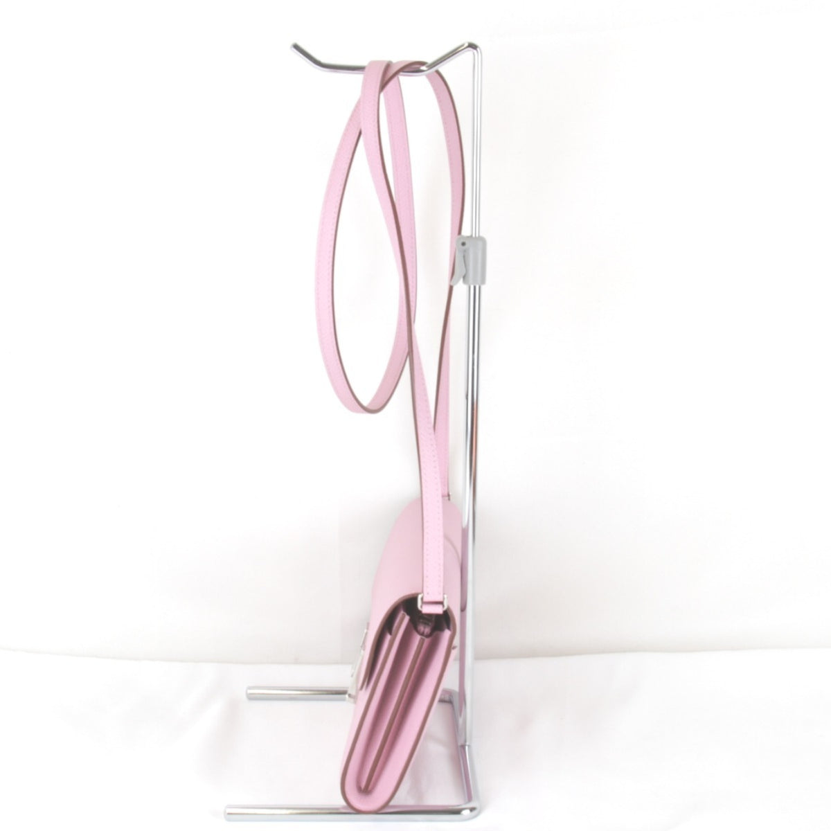 Hermes Pink Leather Pochette Shoulder Bag (Pre-Owned)