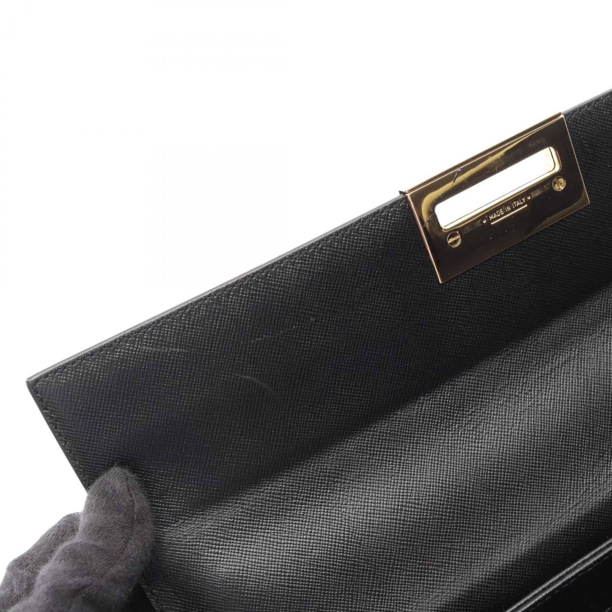 Salvatore Ferragamo Black Leather Handbag (Pre-Owned)