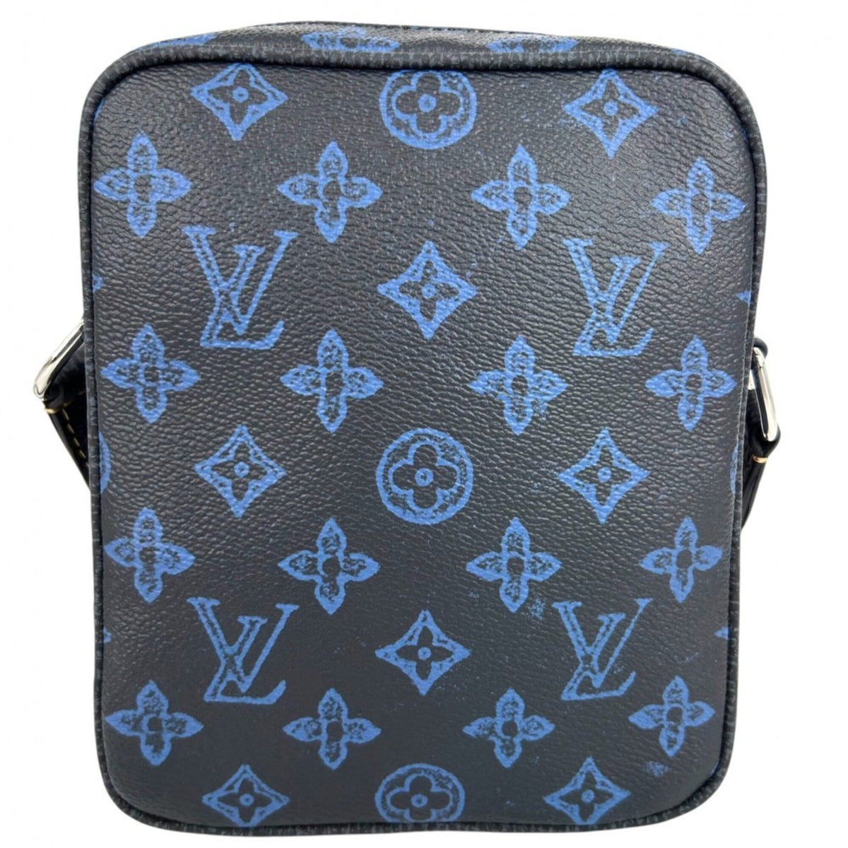 Louis Vuitton Navy Monogram Pochette Shoulder Bag (Pre-Owned)