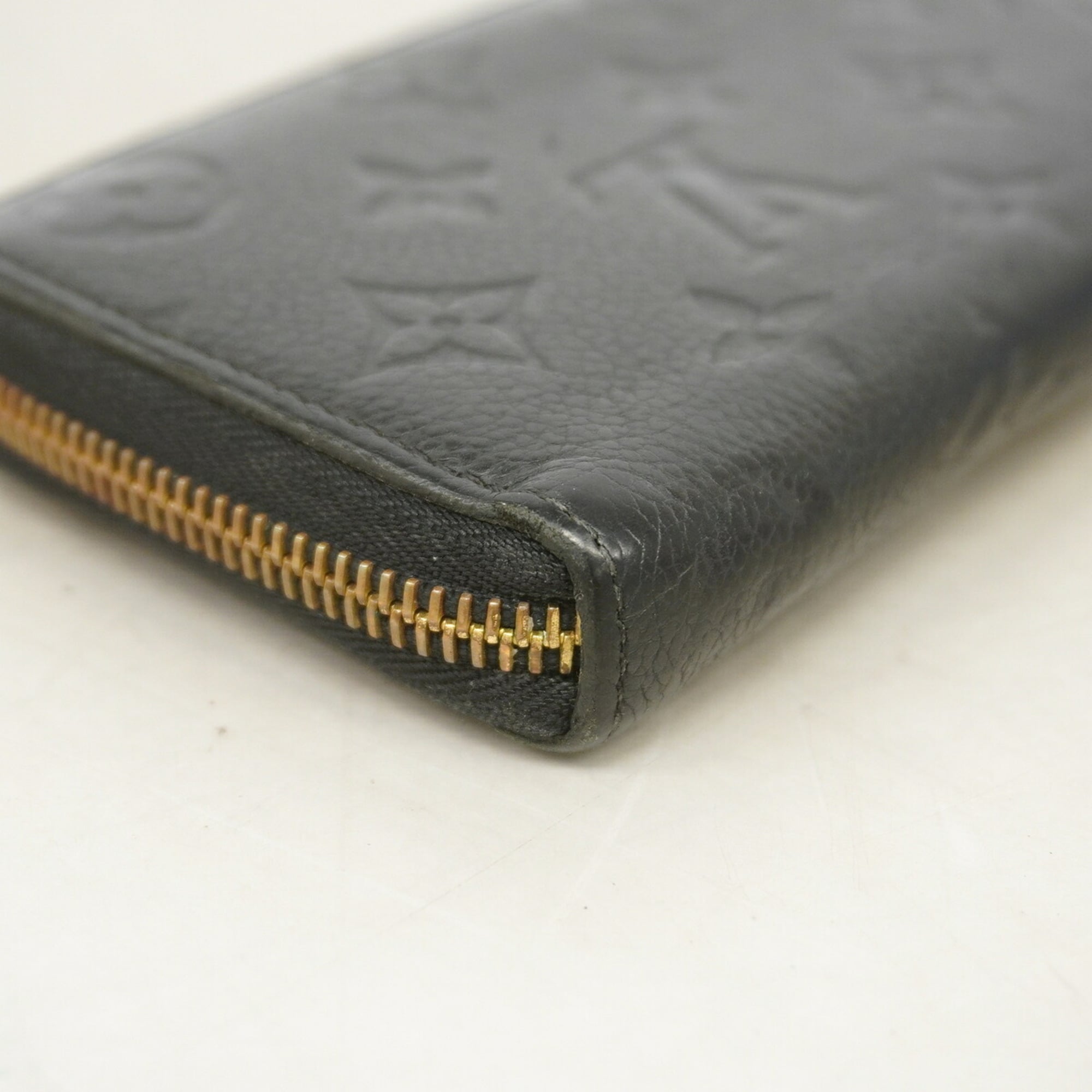 Louis Vuitton Noir Long Wallet (Bi-Fold) (Pre-Owned)
