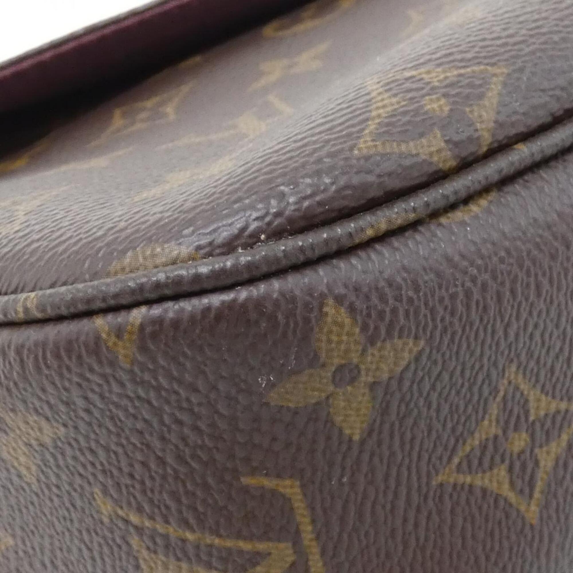 Louis Vuitton Brown Coated Canvas Shoulder Bag (Pre-Owned)