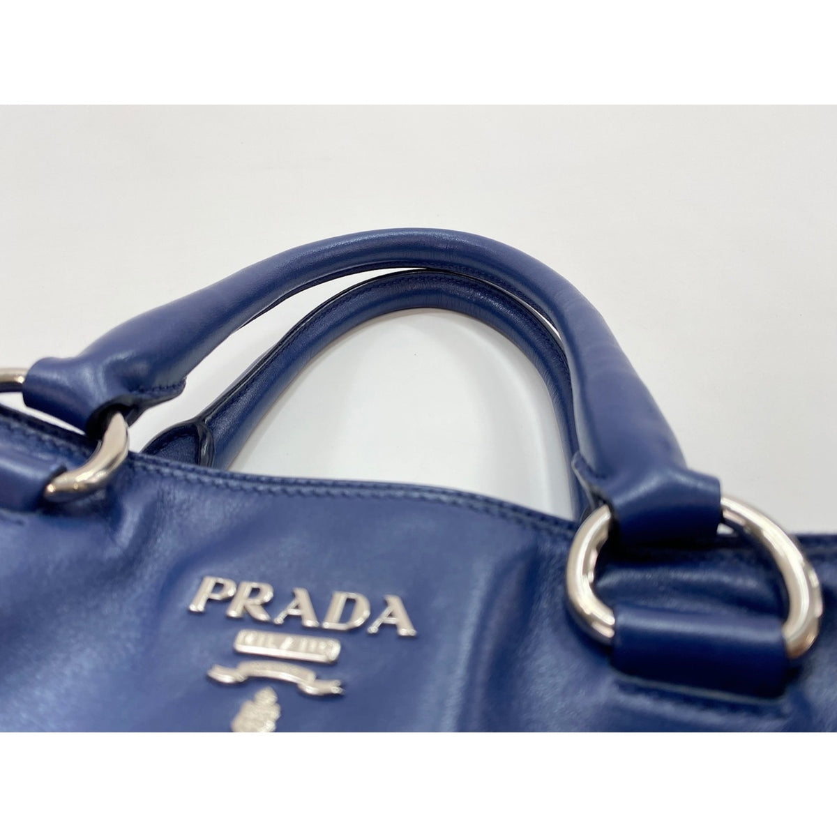 Prada Blue Handbag (Pre-Owned)