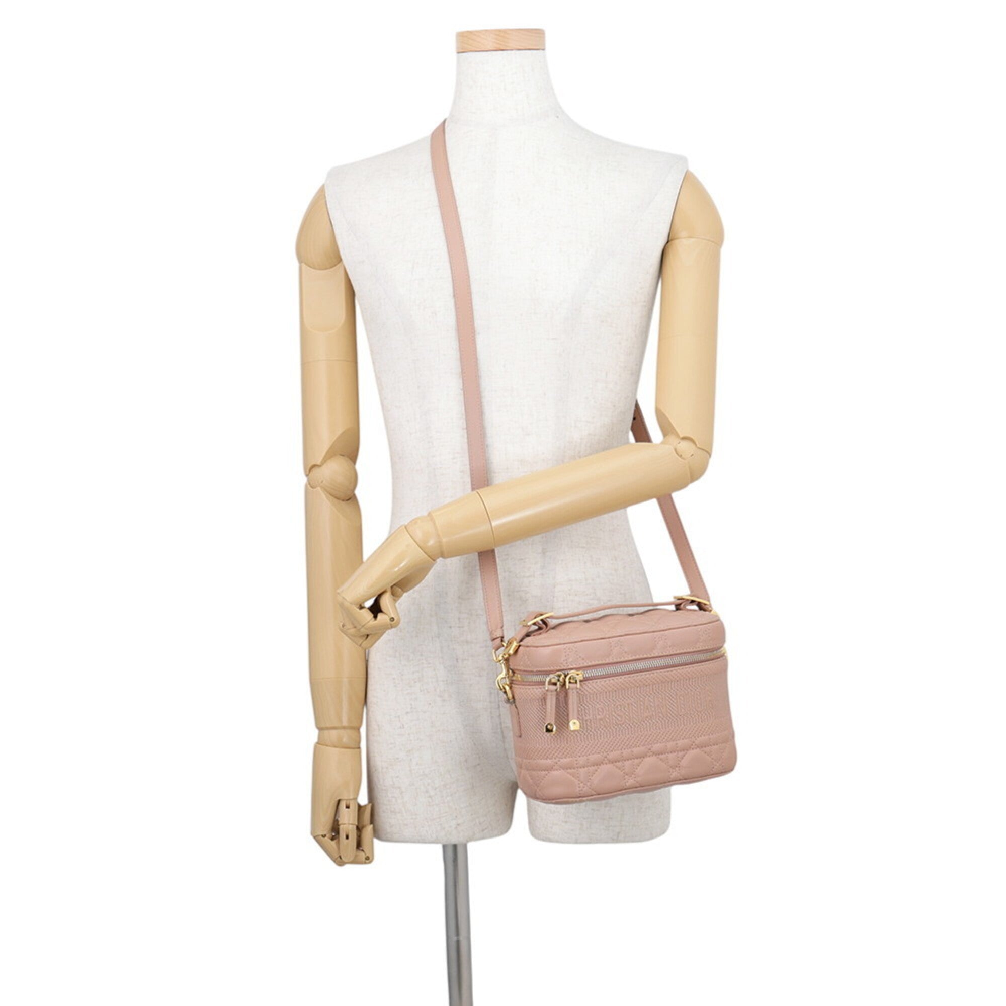 Christian Dior Gold Leather Handbag Shoulder Bag (Pre-Owned)
