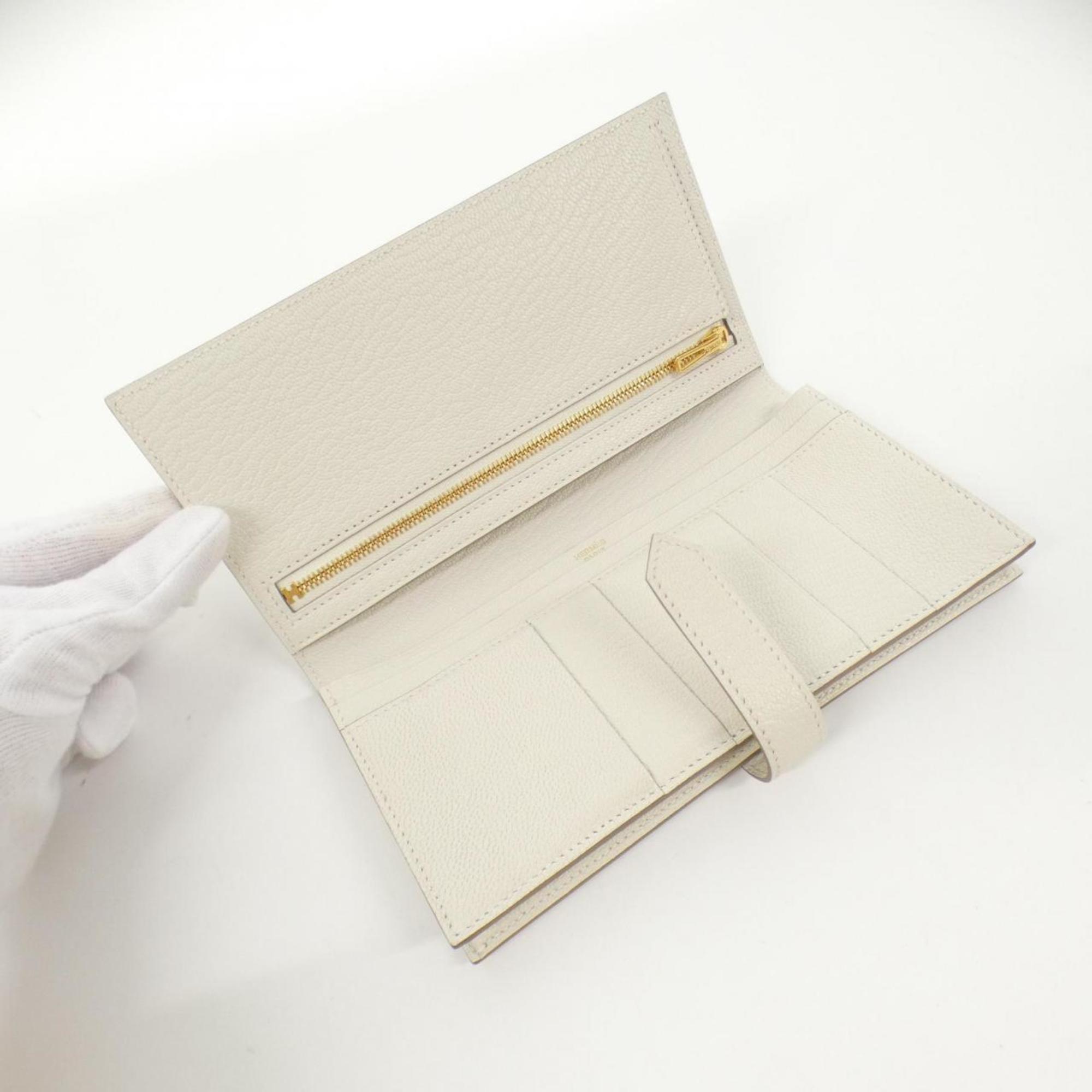 Hermes White Chevre Leather Long Wallet (Bi-Fold) (Pre-Owned)