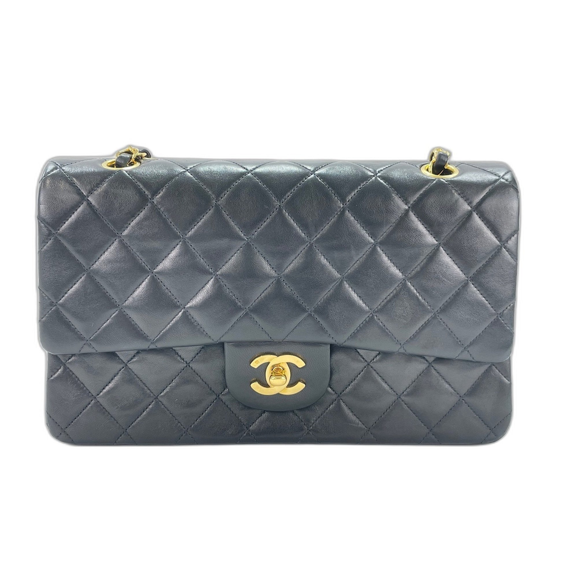 Chanel Matelasse Black Shoulder Bag (Pre-Owned)