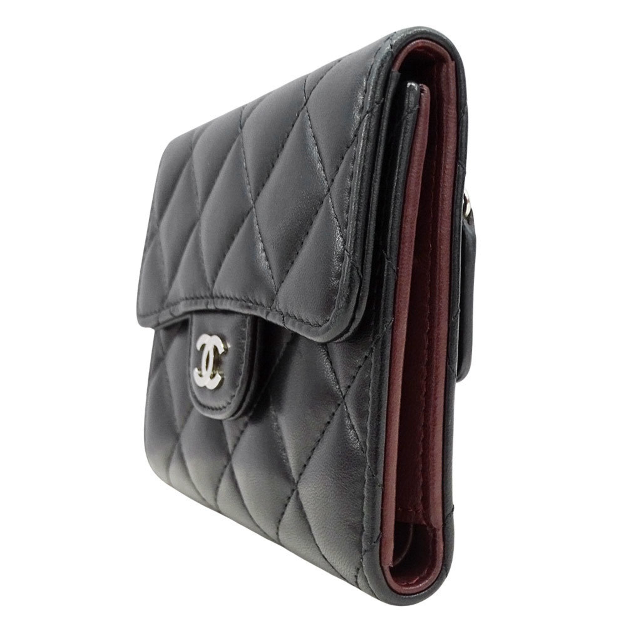 Chanel Black Wallet (Tri-Fold) (Pre-Owned)
