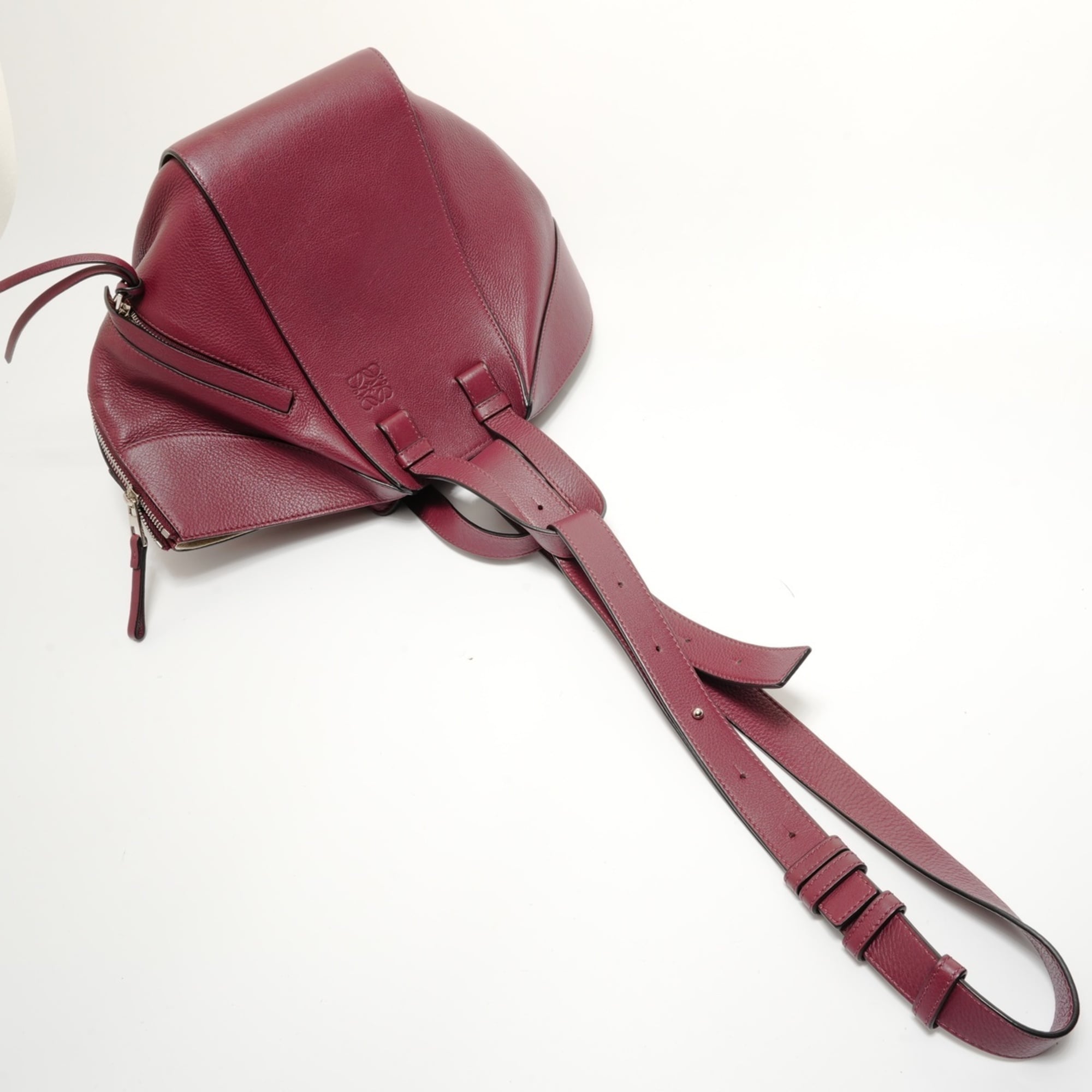 Loewe Hammock Red Color Leather Handbag (Pre-Owned)