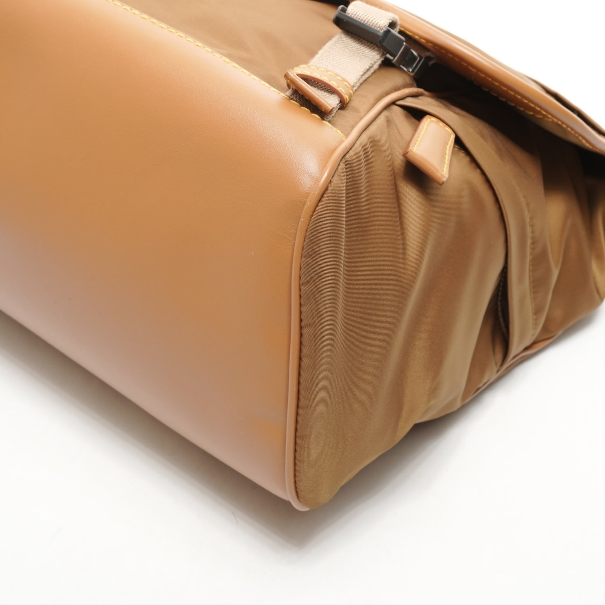 Prada Beige Nylon Shoulder Bag (Pre-Owned)
