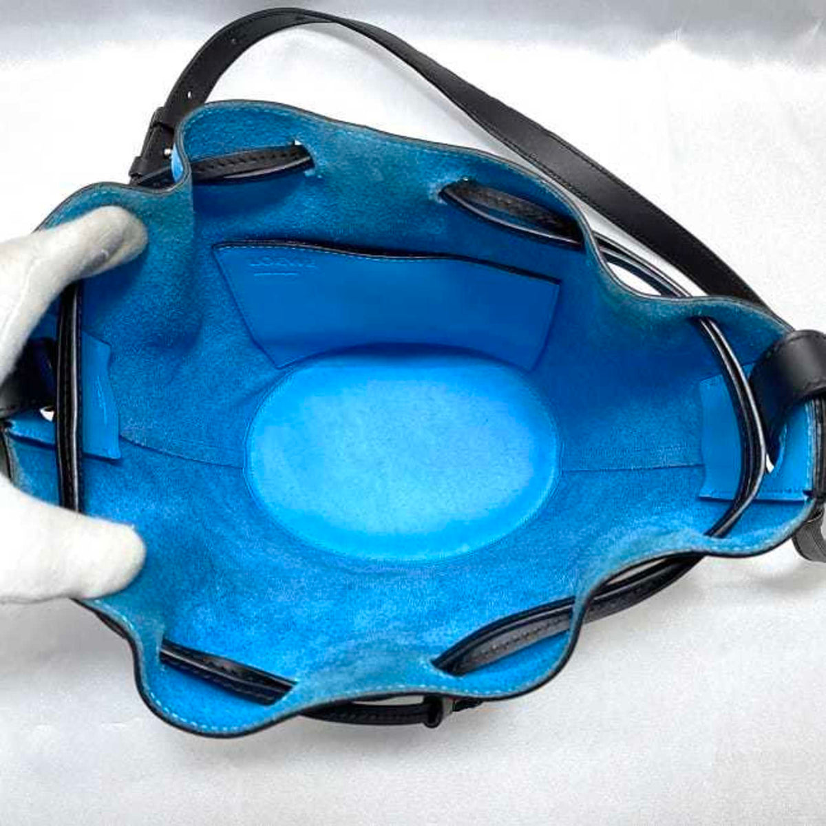Loewe Black Light Blue Leather Shoulder Bag (Pre-Owned)