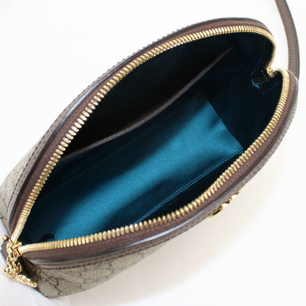 Gucci Beige Gg Supreme Shoulder Bag (Pre-Owned)