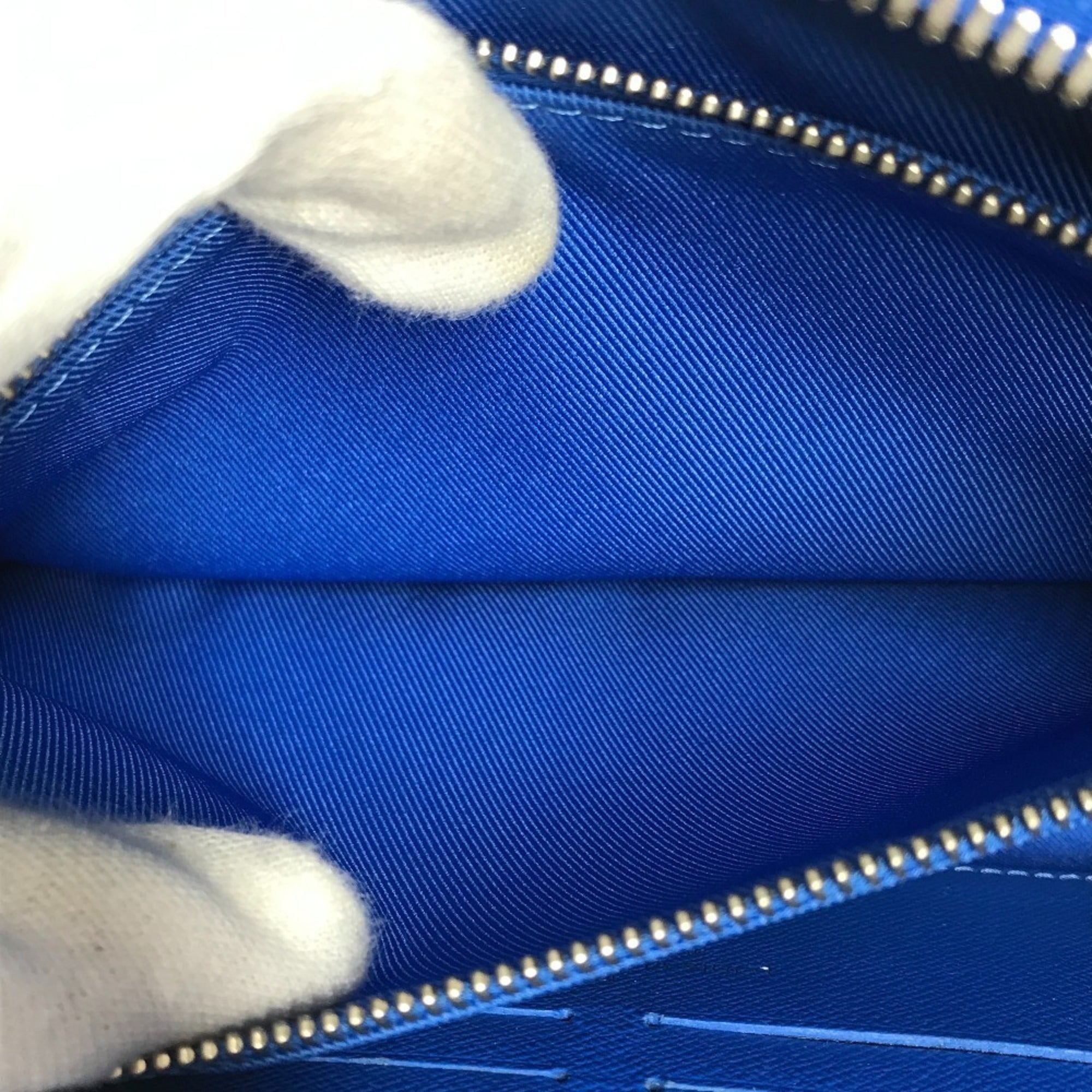 Louis Vuitton Blue White Leather Clutch Bag Pochette Shoulder Bag (Pre-Owned)