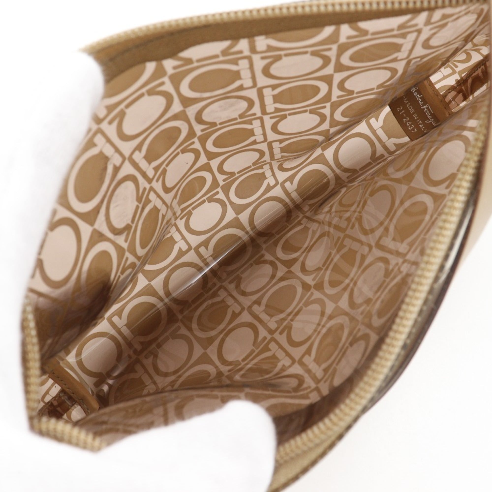 Salvatore Ferragamo Beige Vinyl Pouch Tote Bag (Pre-Owned)