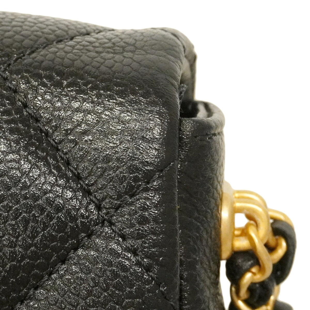 Chanel Black Grained Calfskin Shoulder Bag (Pre-Owned)