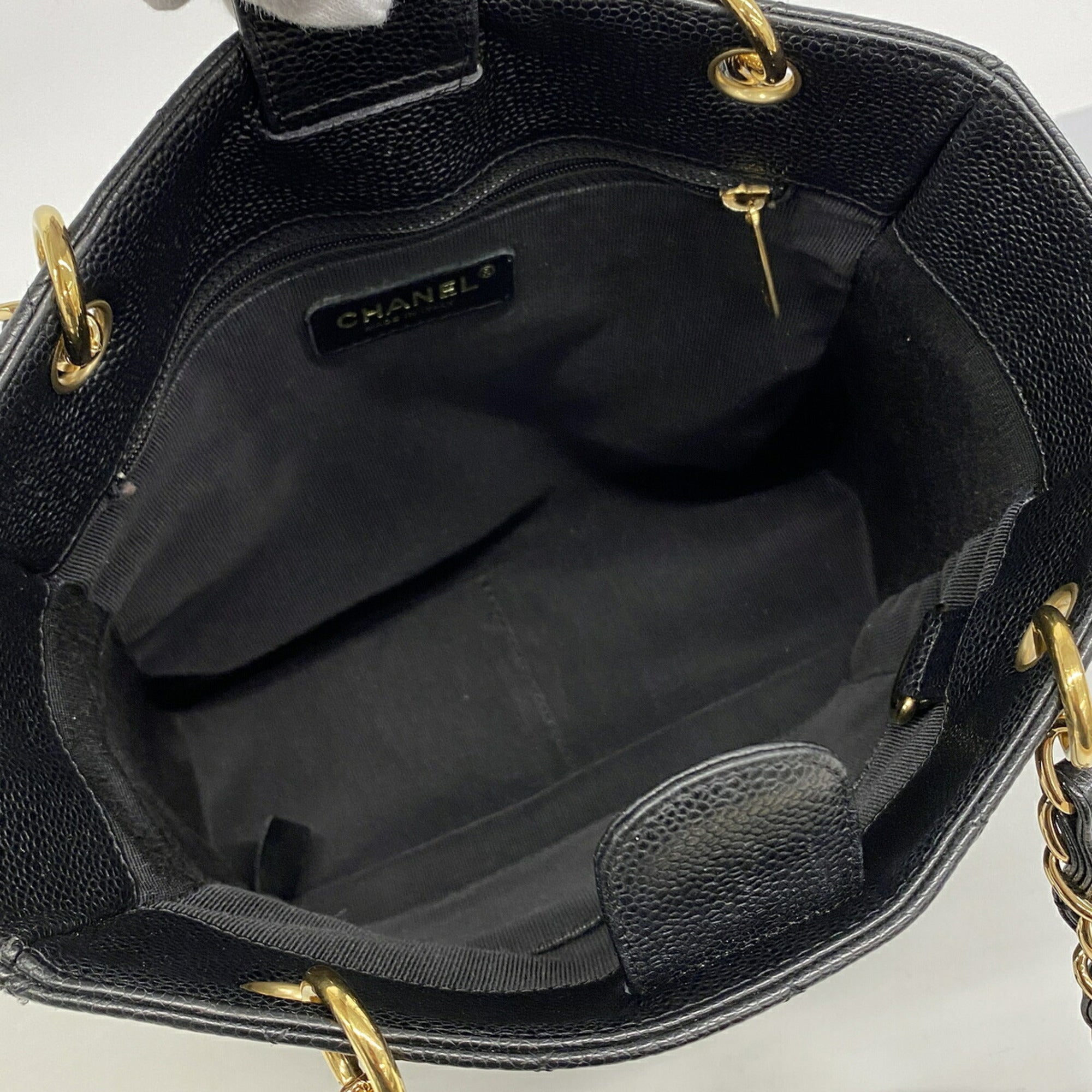Chanel Black Grained Calfskin Tote Bag (Pre-Owned)
